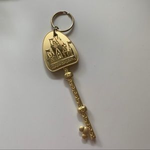 Magic Kingdom Key to the Kingdom Skeleton Key